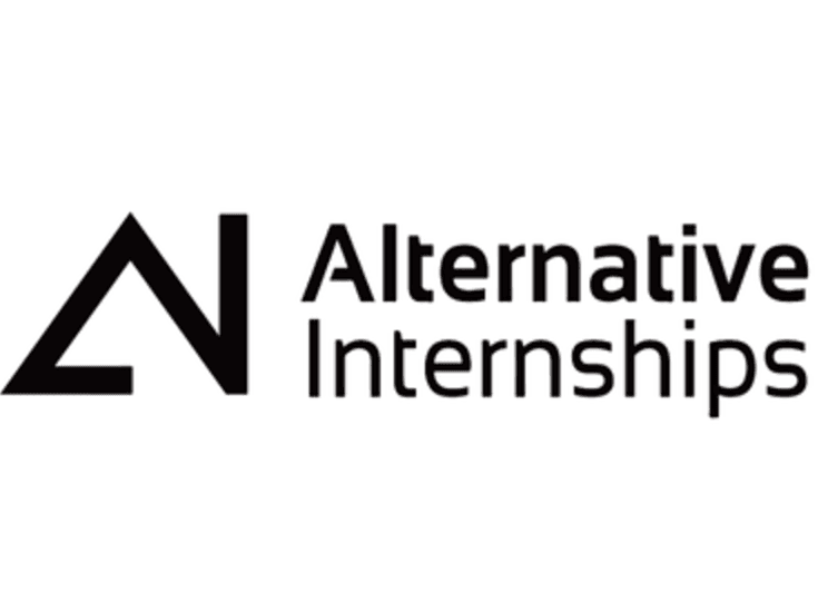 【Alternative Careers/Internships|社会人講師インタビュー】 AI時代に「問いを立てる側」へ。外資戦略コンサル・Dさんが語る仕事とキャリア観